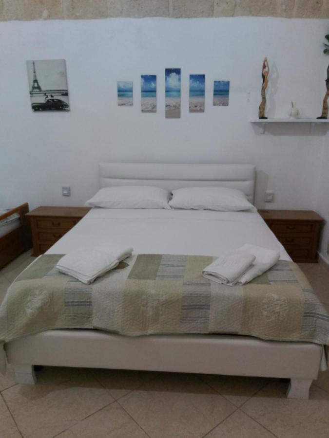 La Stradina Bed & Breakfast Trani Exterior photo